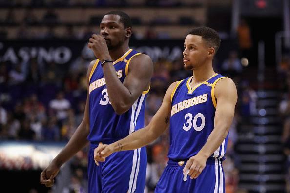 洛杉矶快船队，新赛季首发的璀璨星光